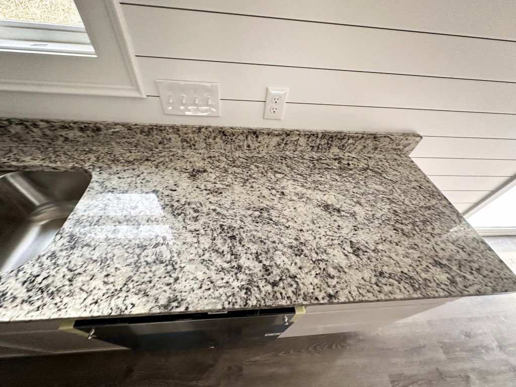 Ornamental White Ornamental White
